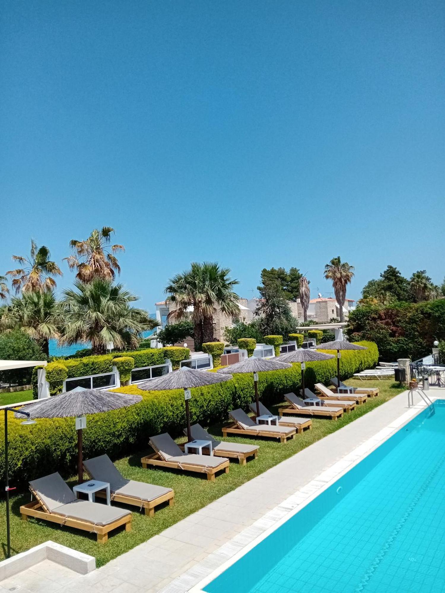 Golden Residence Family Resort Pefkochori Exterior photo